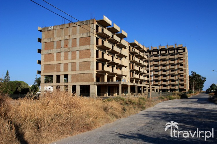 A victim of decline: unfinished hotel in Lagos