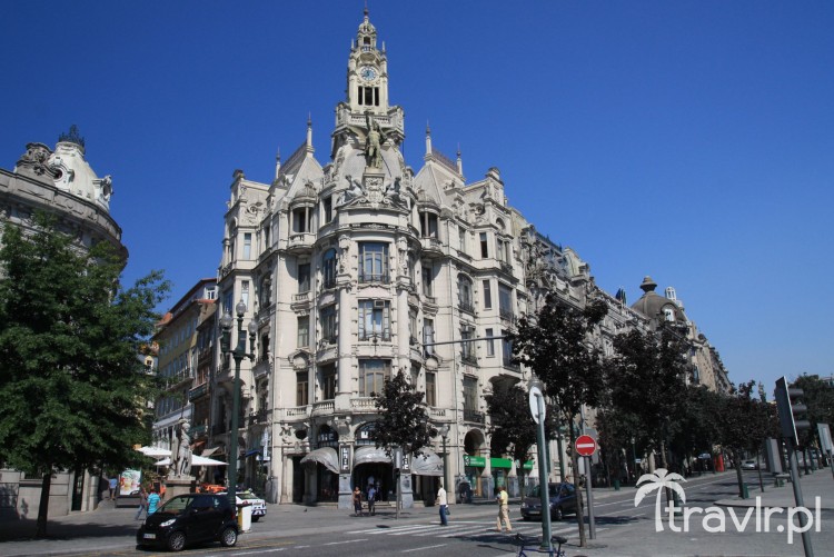 Budynek na Avenida dos Aliados w Porto