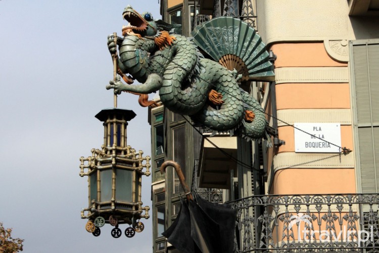 Chiński smok na Casa Bruno Cuadros Barcelona