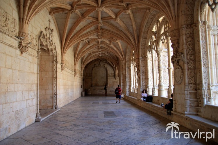 Cloister passages