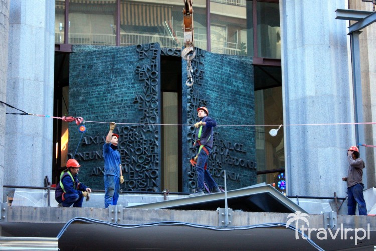 Prace budowlane w Sagrada Familia w Barcelonie