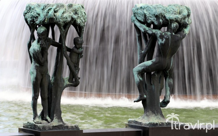 Rzeźby w parku Vigelanda