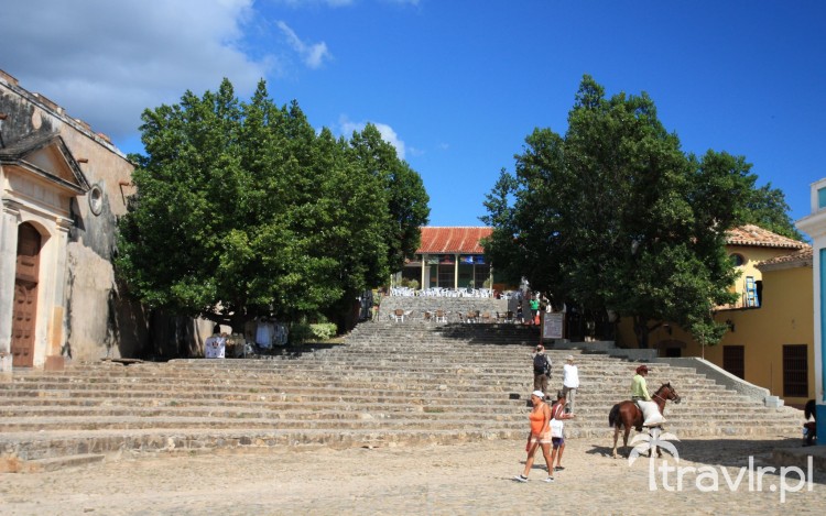 Schody przed Casa de la Musica