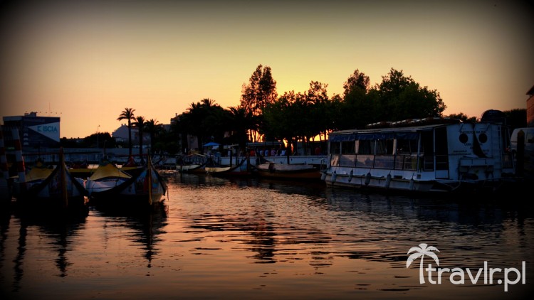 Sunset over the canal in Aveiro